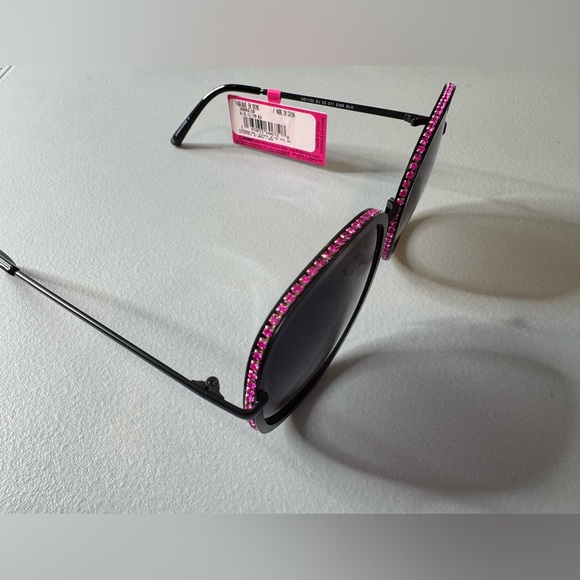 Betsey Johnson Black and Pink square rhinestone oversized metal Sunglasses - Picture 3 of 6